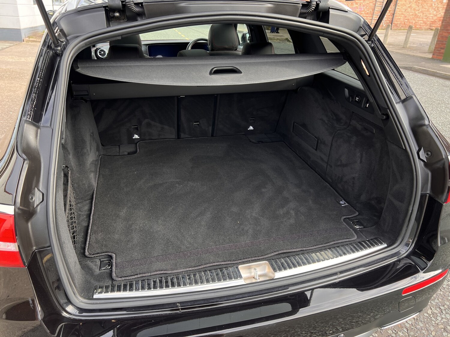 Used Mercedes-Benz E Class 2018 for sale - 78064128: Photo 44