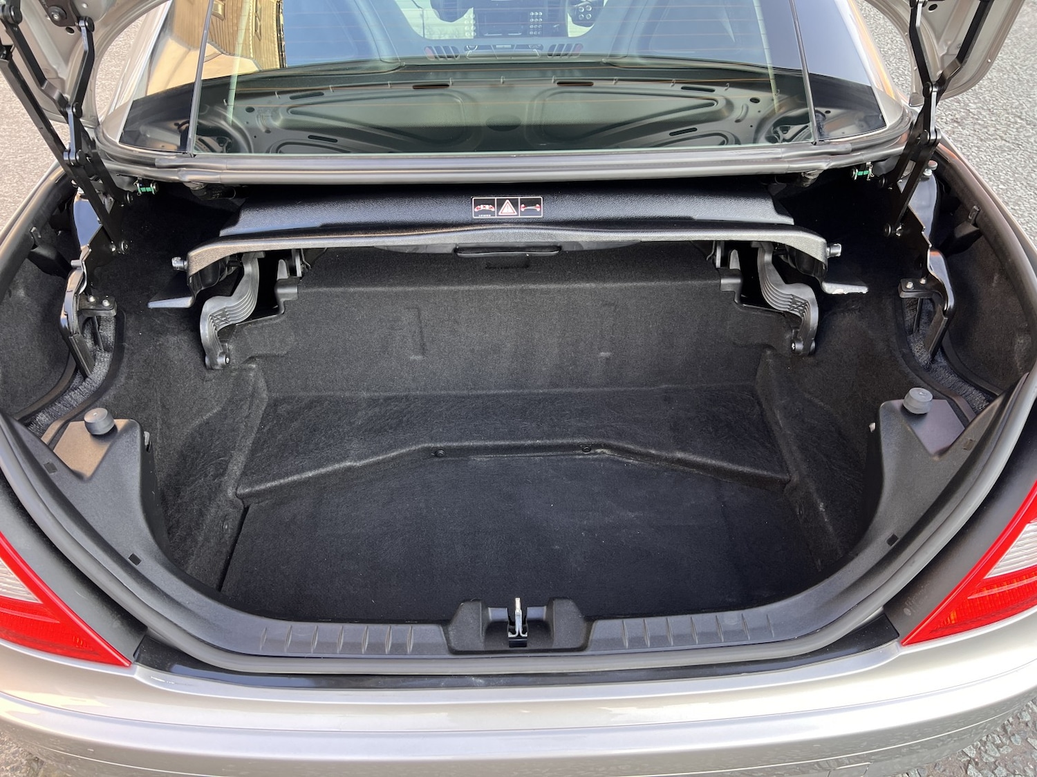 Used Mercedes-Benz SLK 2006 for sale - 77759000: Photo 40