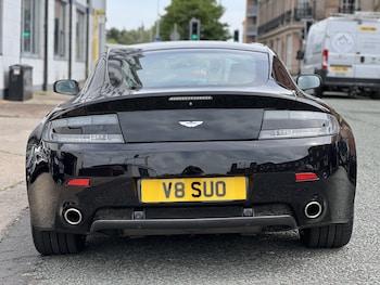 Used Aston Martin Vantage 2009 for sale - 79487711: Photo