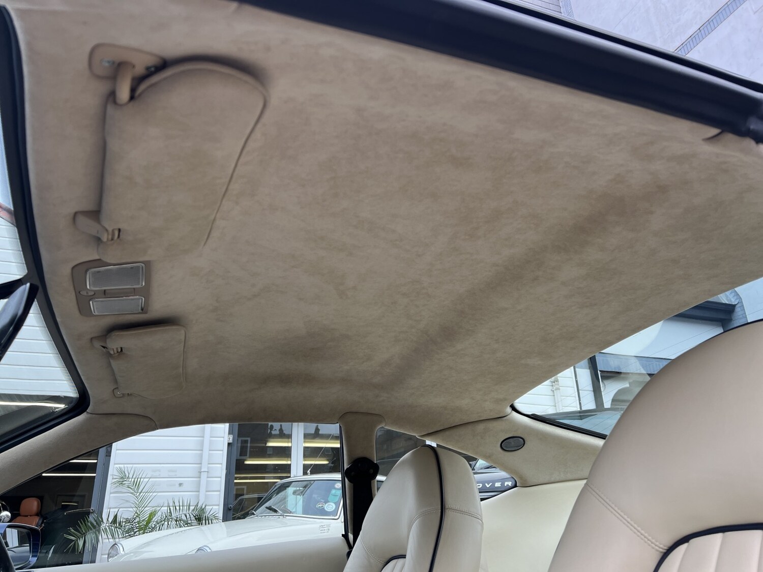 Used Aston Martin DB7 1998 for sale - 77864903: Photo 17