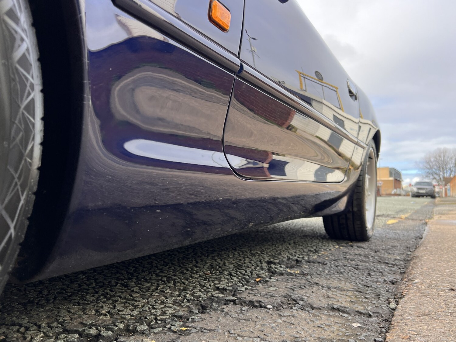 Used Aston Martin DB7 1998 for sale - 77864903: Photo 40