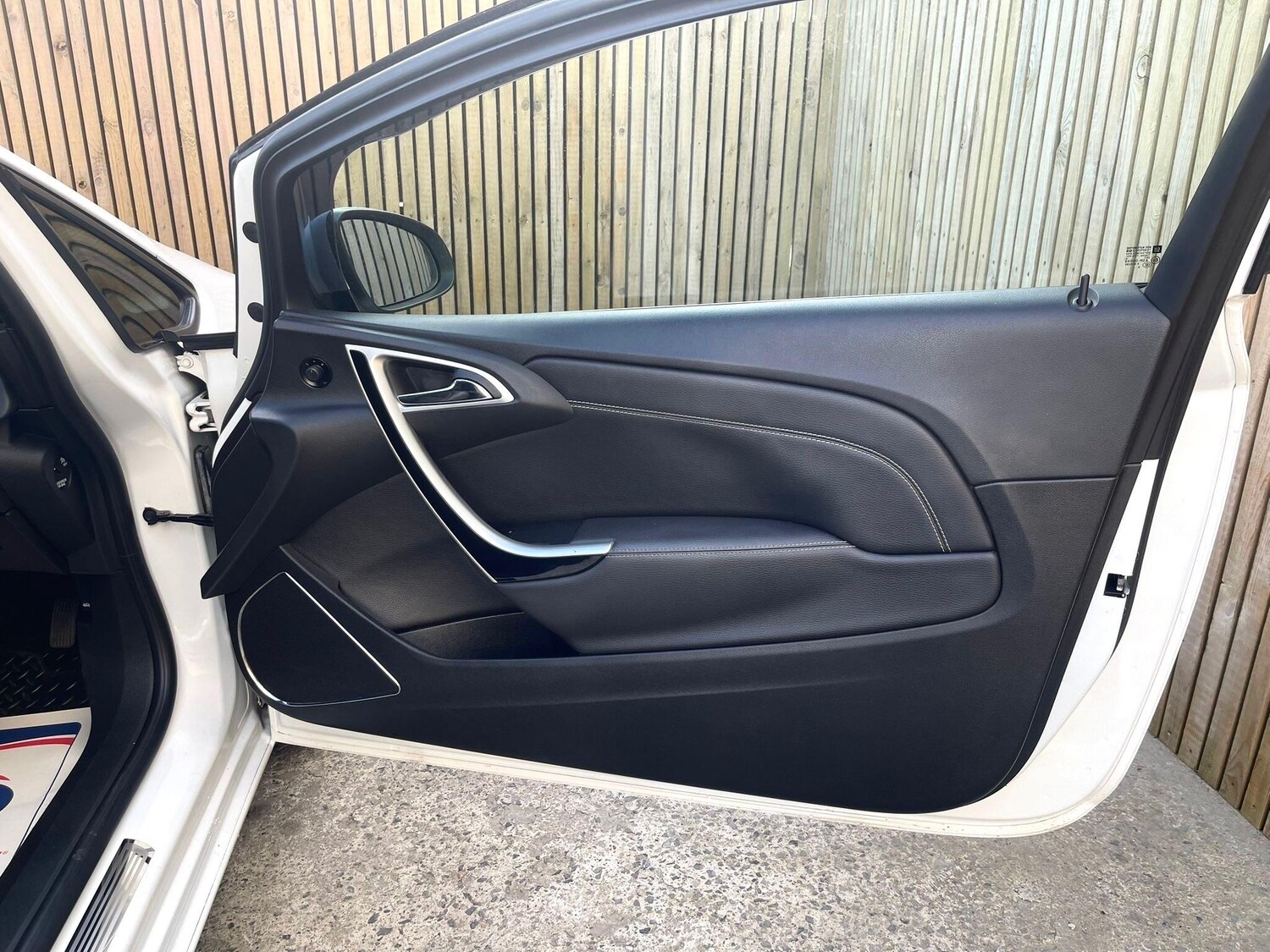 Used Vauxhall Astra GTC 2015 for sale - 78058603: Photo 31