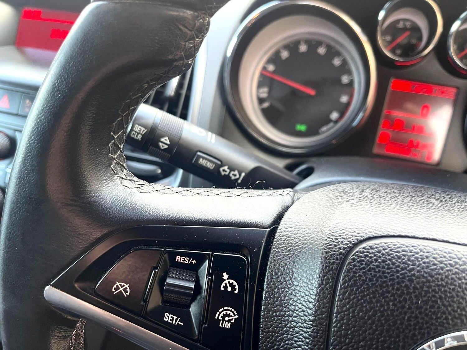 Used Vauxhall Astra GTC 2015 for sale - 78058603: Photo 40