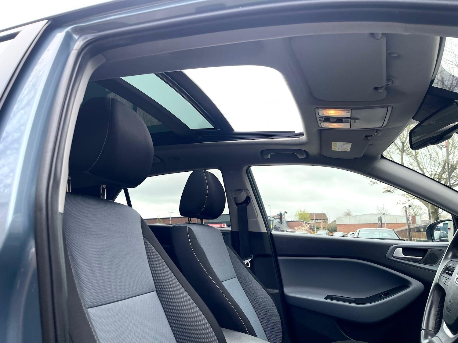 Used Hyundai i20 2016 for sale - 78135827: Photo 74