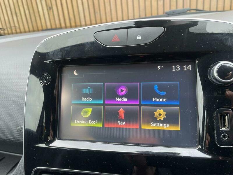 Used Renault Clio 2017 for sale - 77424859: Photo 14