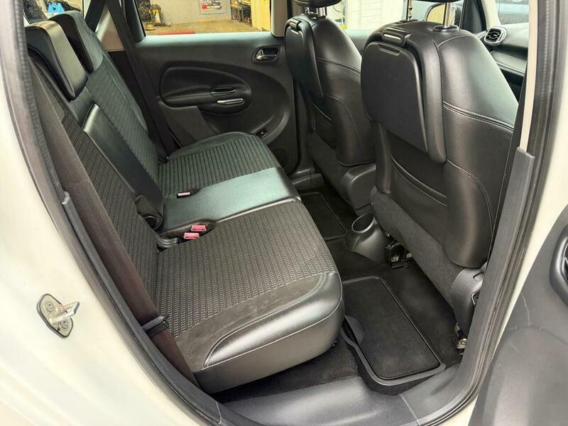 Used Citroen C3 Picasso 2010 for sale - 77598302: Photo 17