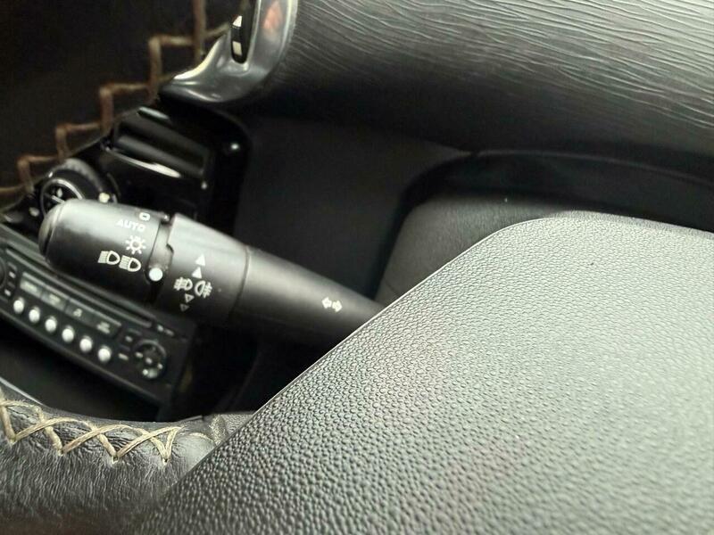 Used Citroen C3 Picasso 2010 for sale - 77598302: Photo 22