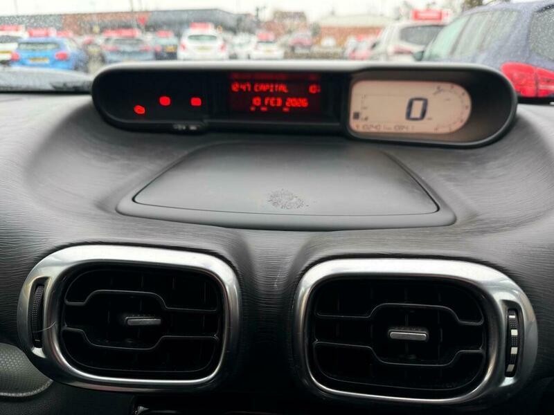 Used Citroen C3 Picasso 2010 for sale - 77598302: Photo 25