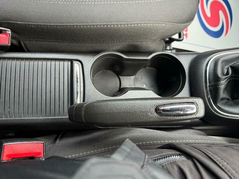 Used Citroen C3 Picasso 2010 for sale - 77598302: Photo 51