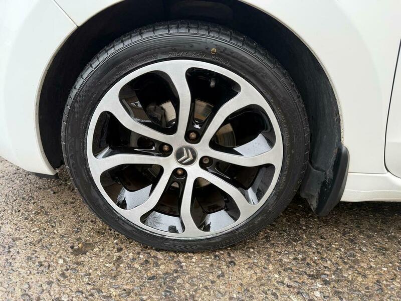 Used Citroen C3 Picasso 2010 for sale - 77598302: Photo 6