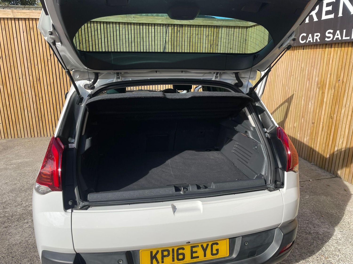 Vehicle 44