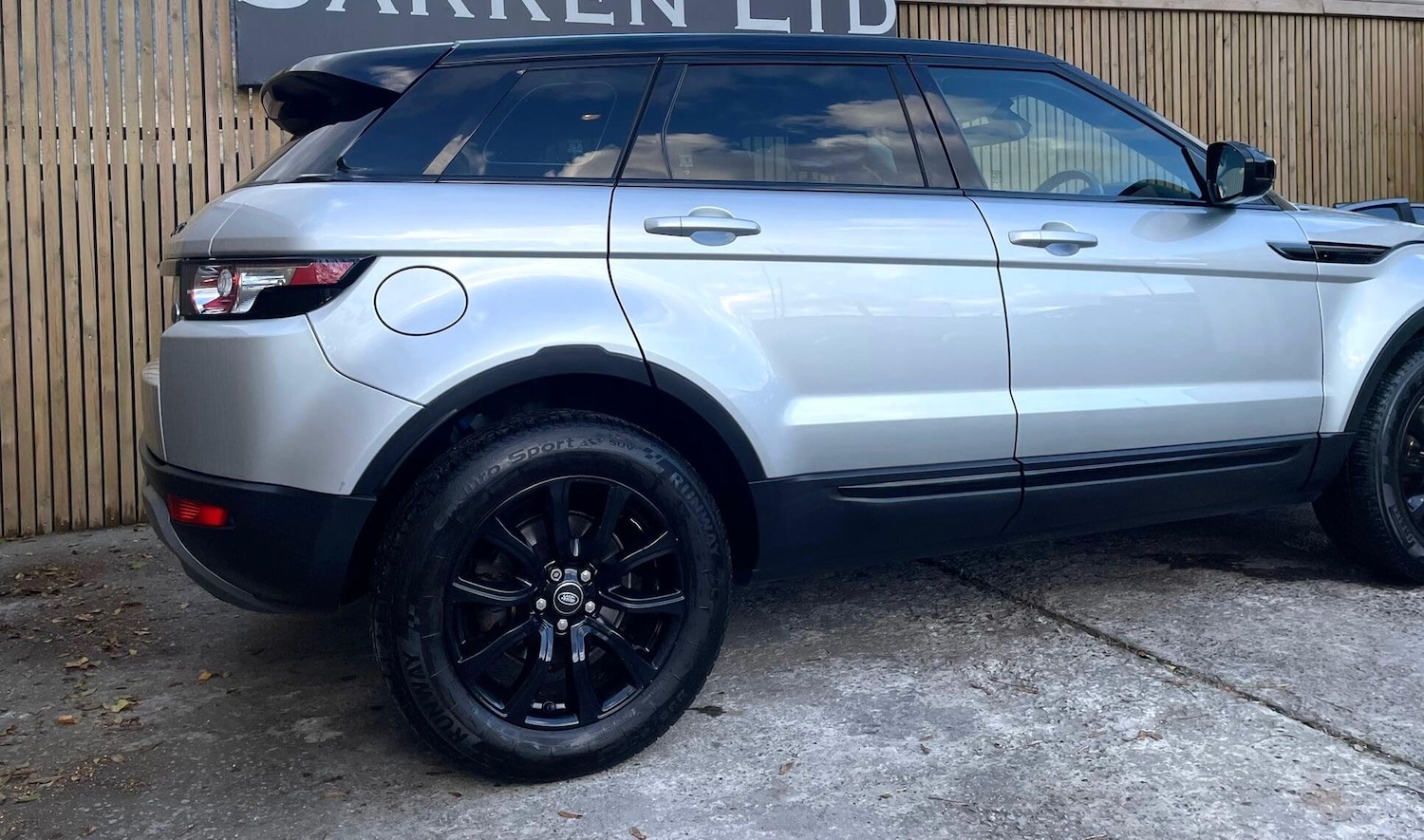 Used Land Rover Range Rover Evoque 2015 for sale - 76380504: Photo 24