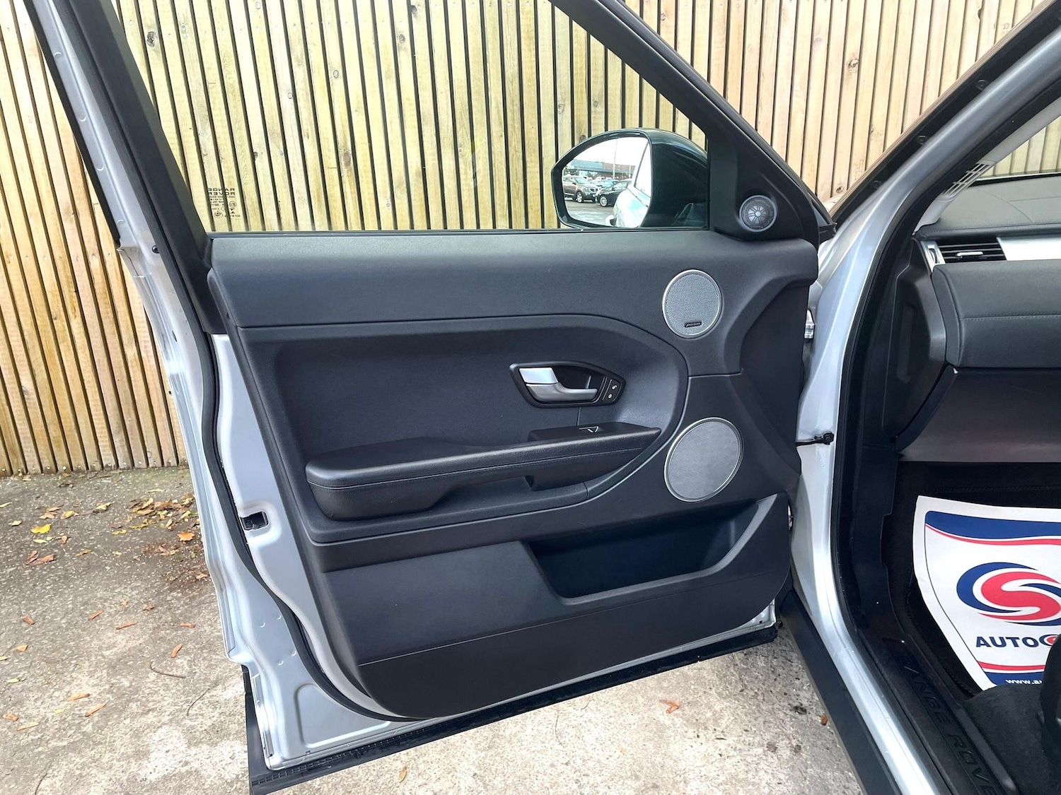 Used Land Rover Range Rover Evoque 2015 for sale - 76380504: Photo 46