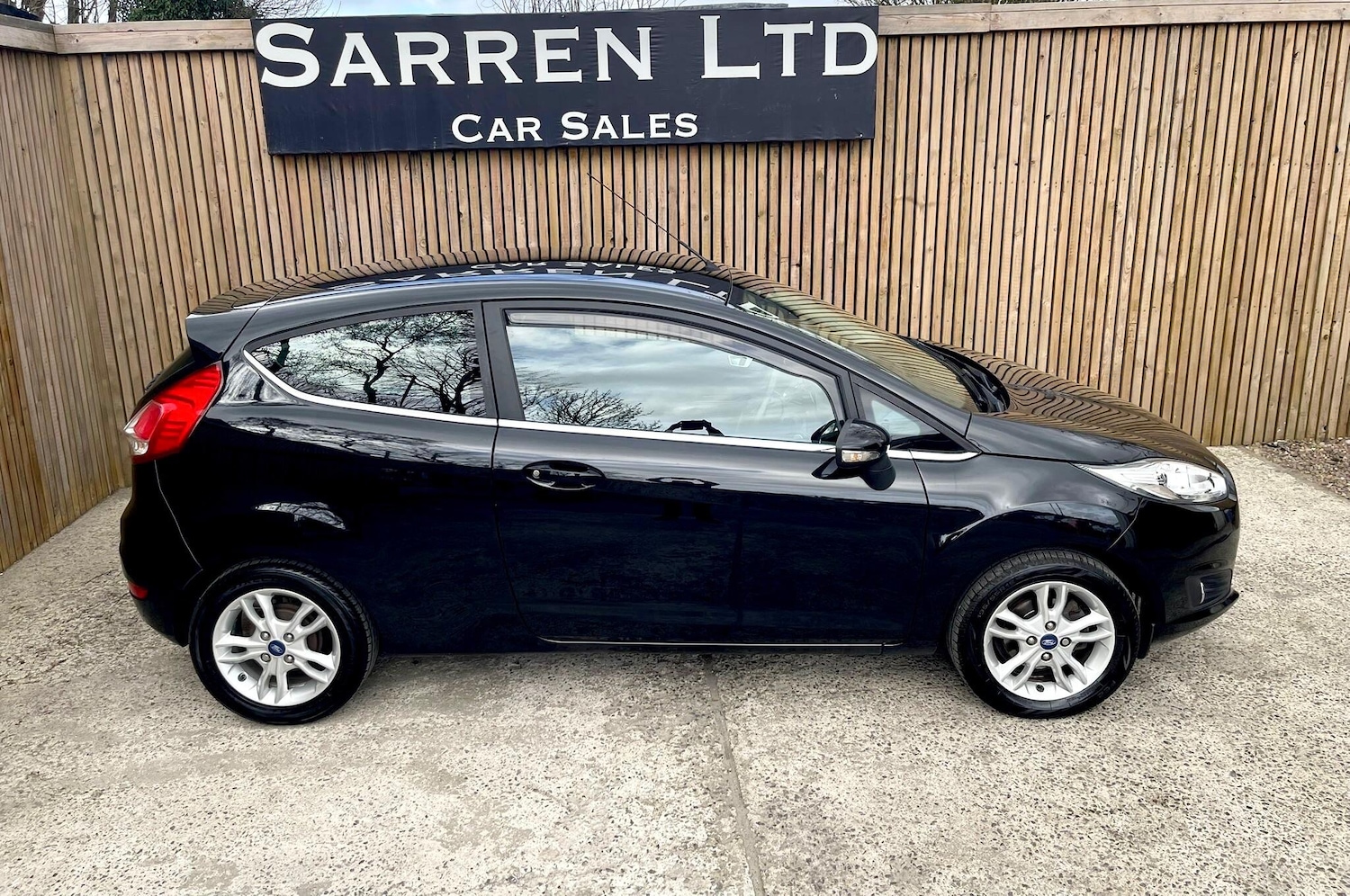 Used Ford Fiesta for sale - 78128159: Photo 35