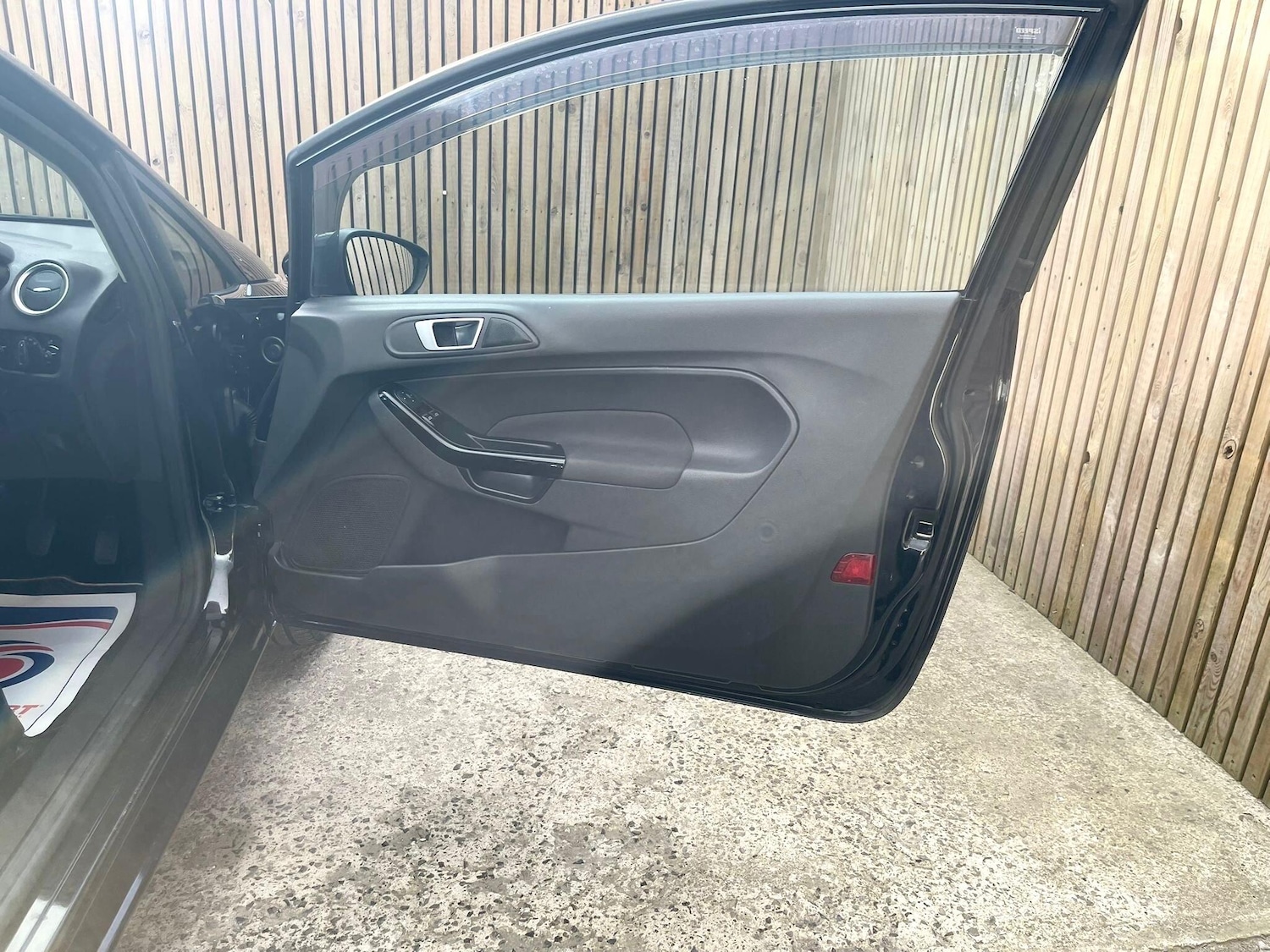 Used Ford Fiesta for sale - 78128159: Photo 46