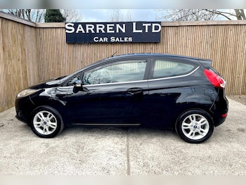 Used Ford Fiesta 2015 for sale - 78128159: Photo