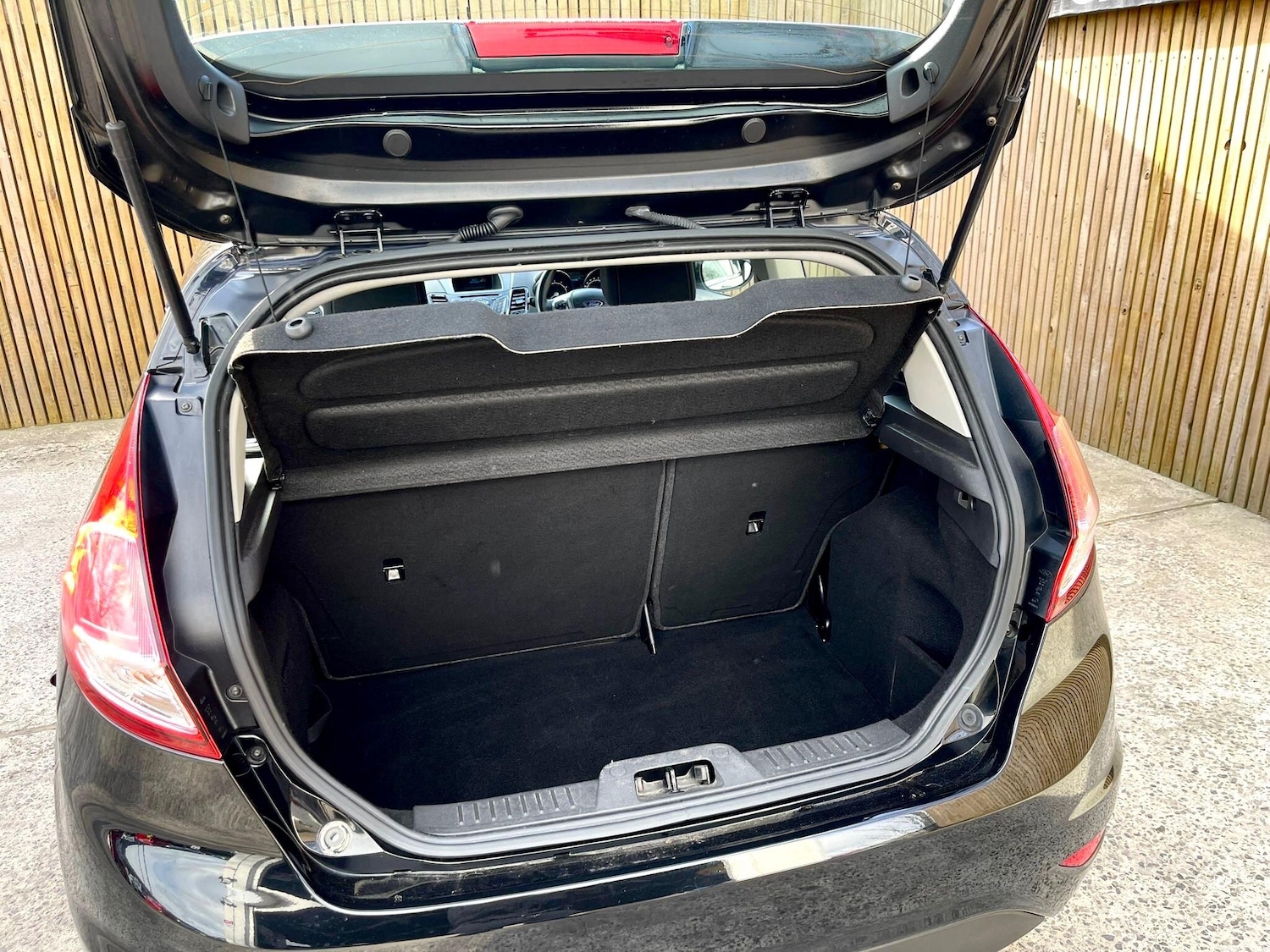 Used Ford Fiesta for sale - 78128159: Photo 8