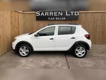 Used Dacia Sandero Stepway 2017 for sale - 75941409: Photo