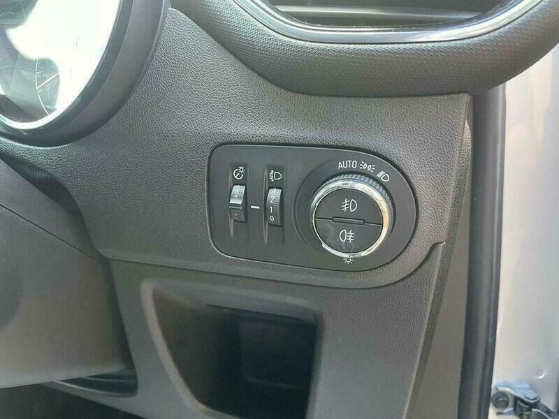 Used Vauxhall Crossland X 2017 for sale - 77074806: Photo 23