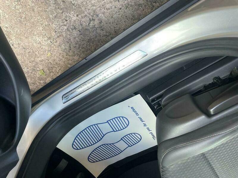 Used Vauxhall Crossland X 2017 for sale - 77074806: Photo 25