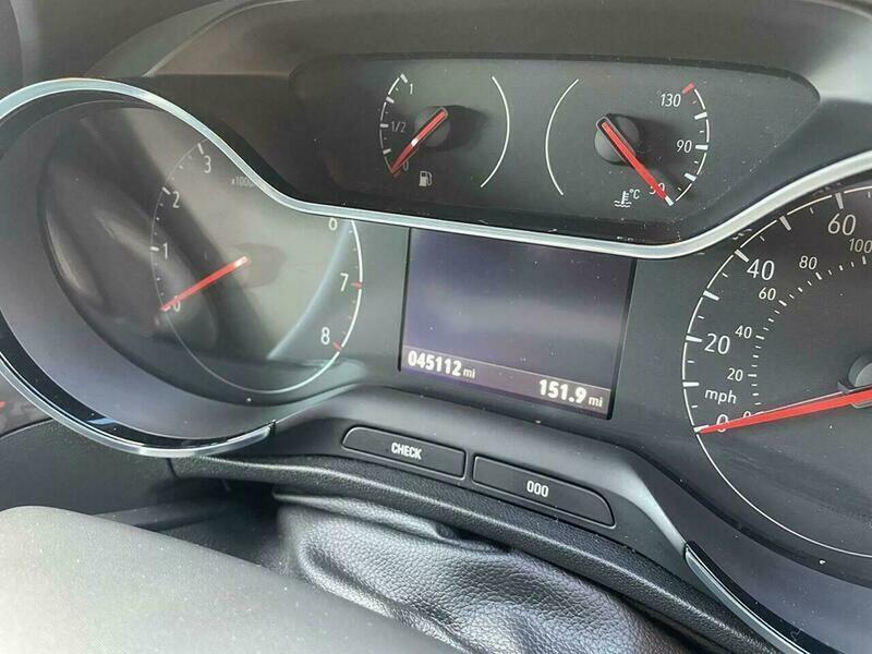 Used Vauxhall Crossland X 2017 for sale - 77074806: Photo 32