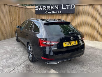 Used Skoda Superb 2019 for sale - 75720135: Photo