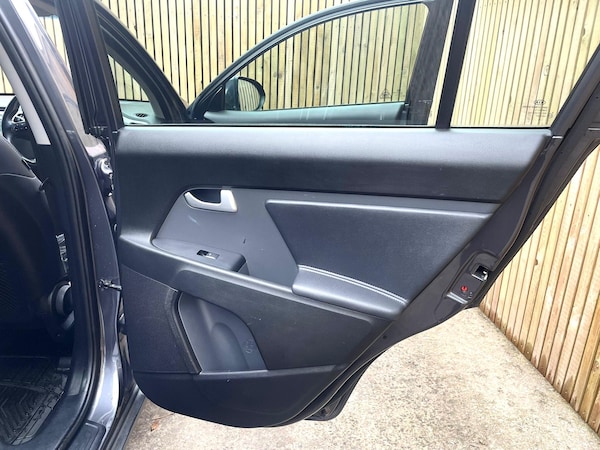 Used Kia Sportage 2015 for sale - 76122564: Photo 54