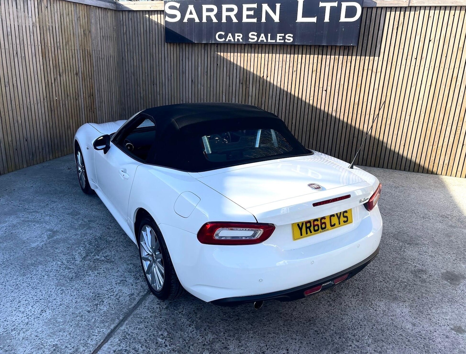 Used Fiat 124 Spider for sale - 78115485: Photo 37