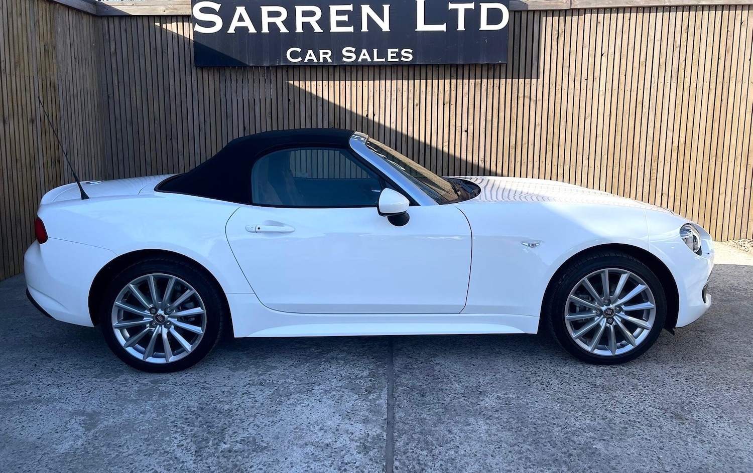 Used Fiat 124 Spider for sale - 78115485: Photo 38