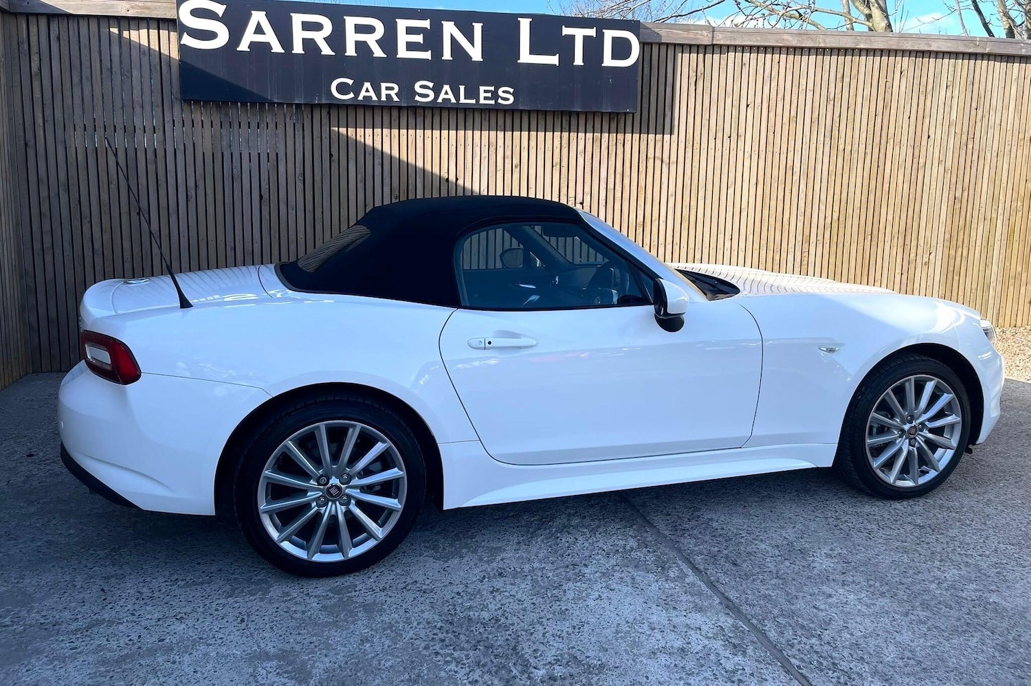 Used Fiat 124 Spider for sale - 78115485: Photo 46