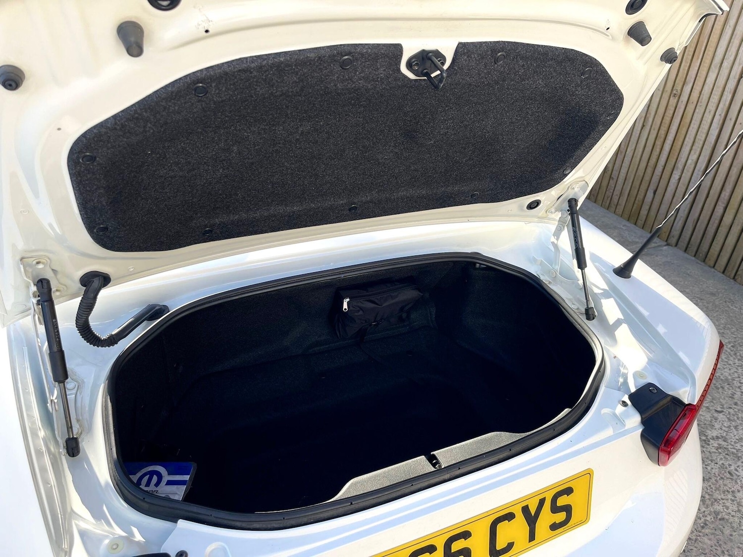 Used Fiat 124 Spider for sale - 78115485: Photo 9