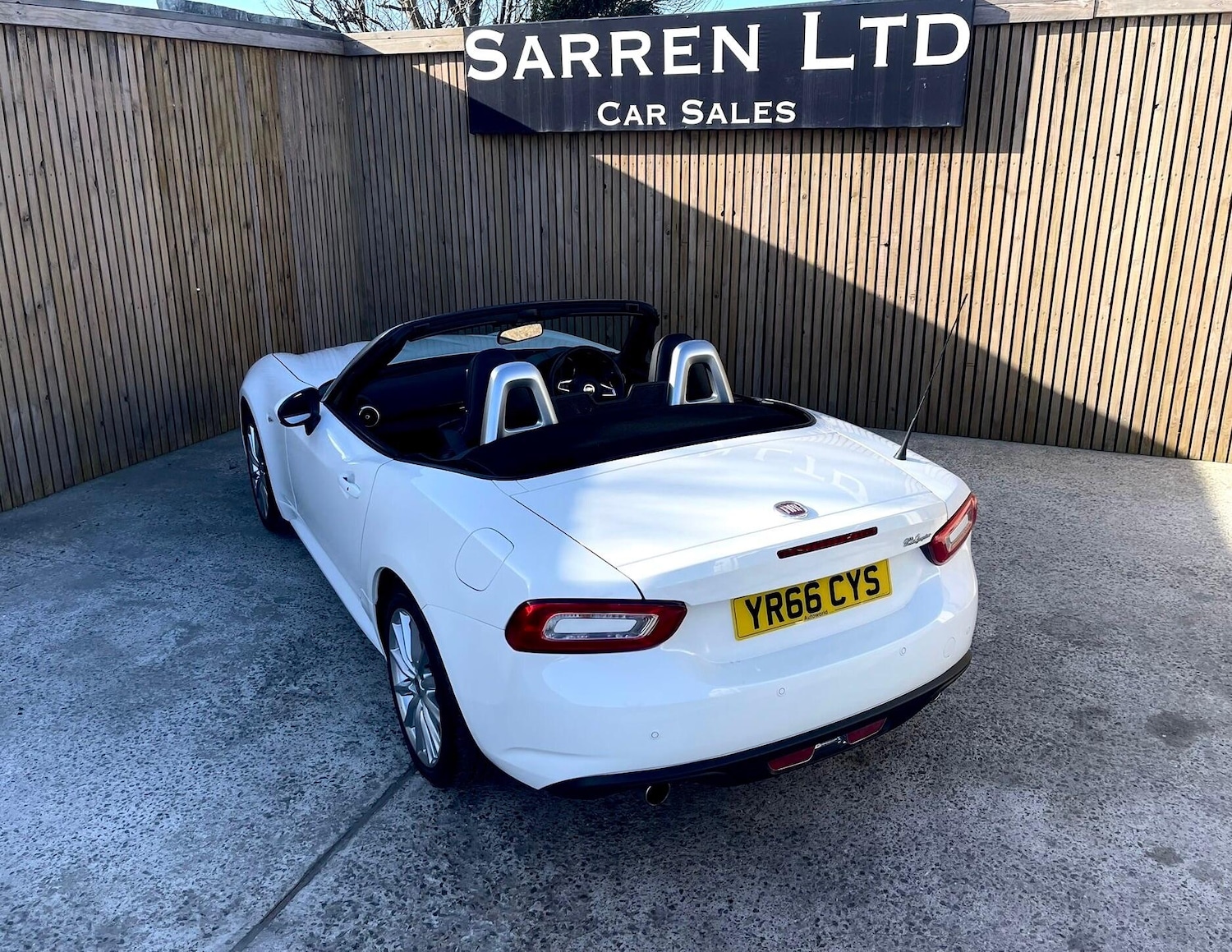 Used Fiat 124 Spider 2016 for sale - 78057810: Photo 32