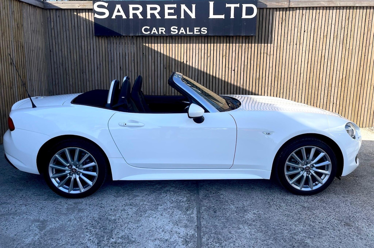 Used Fiat 124 Spider 2016 for sale - 78057810: Photo 6