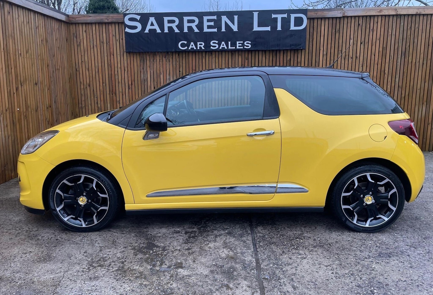 Used Citroen DS3 2013 for sale - 77040346: Photo 4
