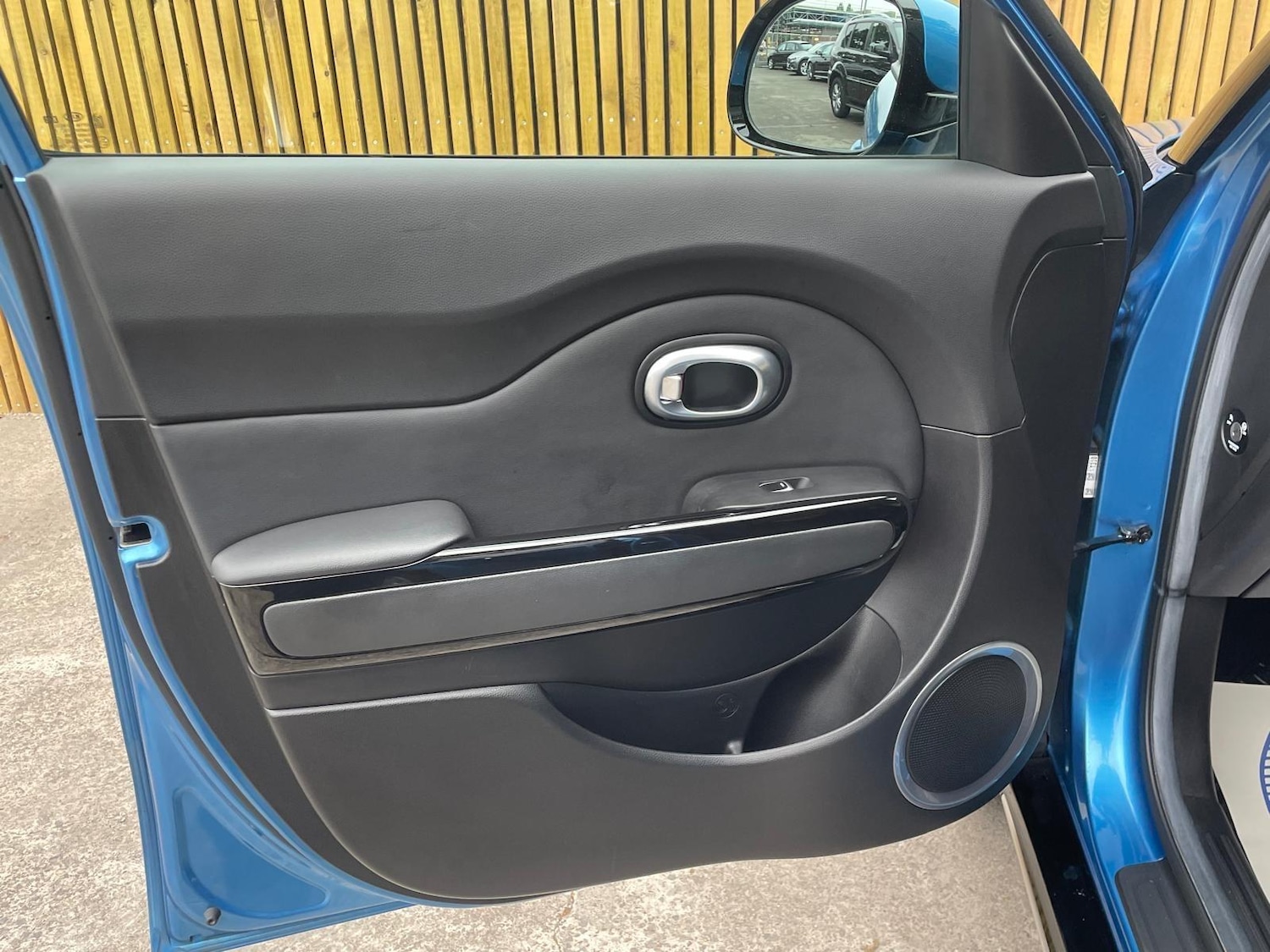 Vehicle 29