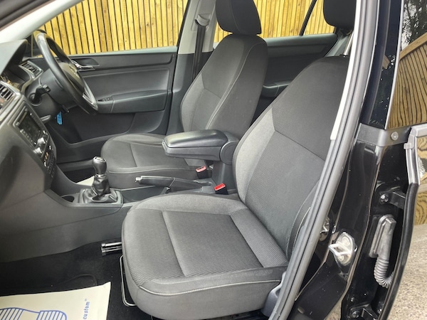 Used Skoda Rapid Spaceback 2015 for sale - 74822705: Photo 11