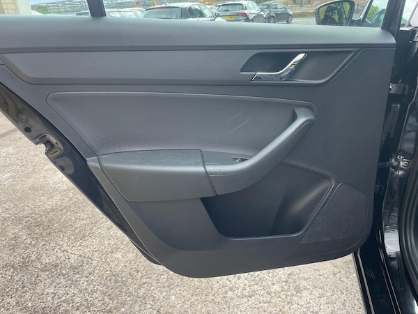 Used Skoda Rapid Spaceback 2015 for sale - 74822705: Photo 44