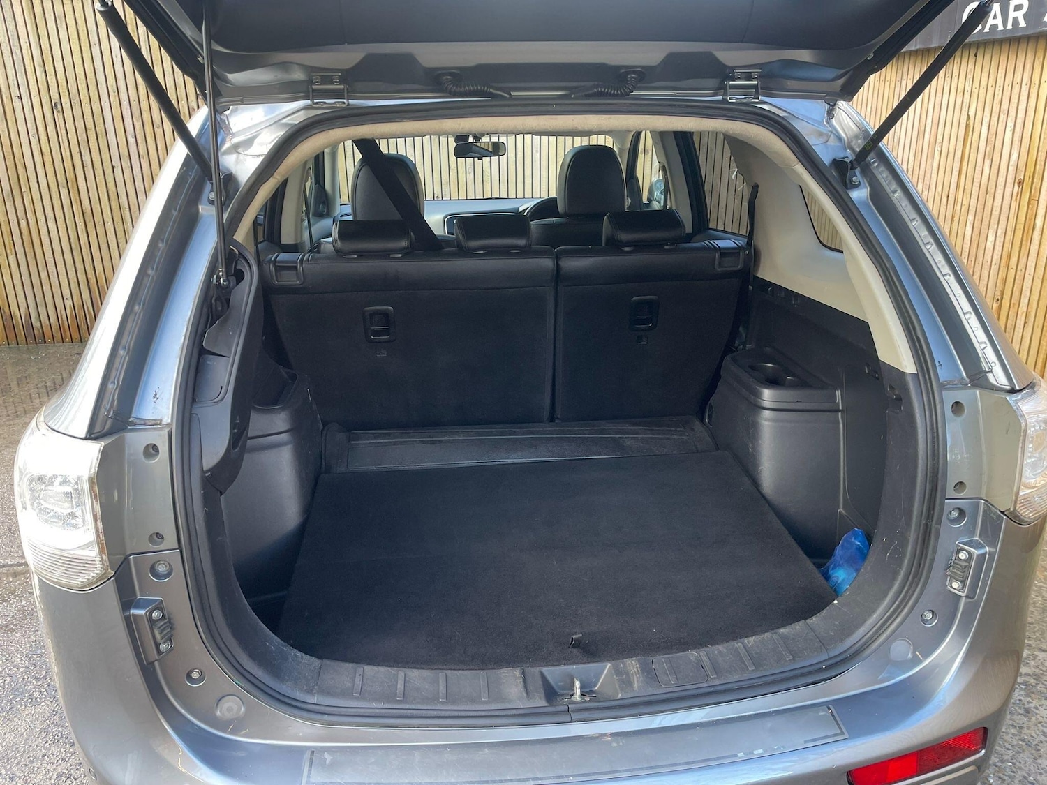 Used Mitsubishi Outlander 2014 for sale - 77585835: Photo 15