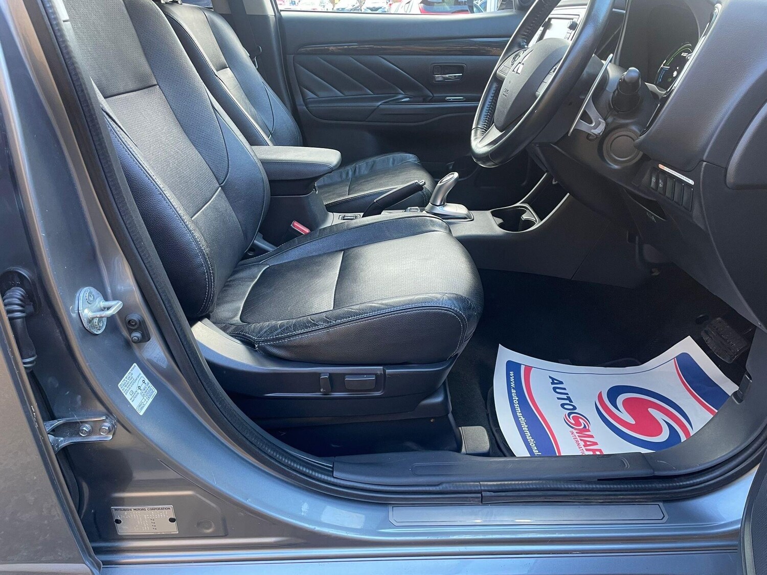 Used Mitsubishi Outlander 2014 for sale - 77585835: Photo 47