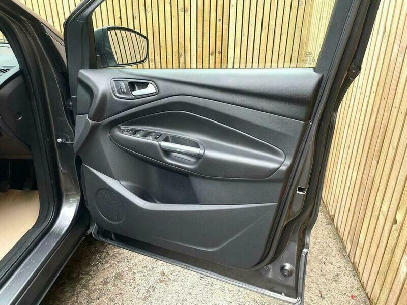 Used Ford Kuga 2017 for sale - 76314619: Photo 44