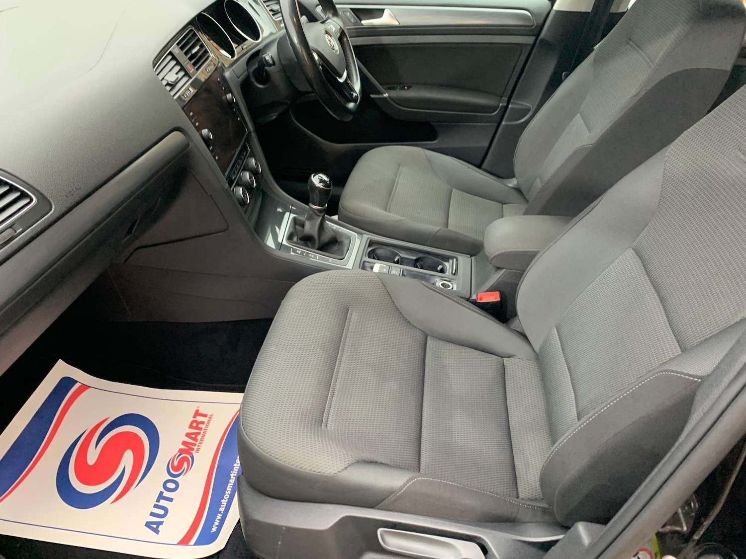 Used Volkswagen Golf 2017 for sale - 76561334: Photo 10