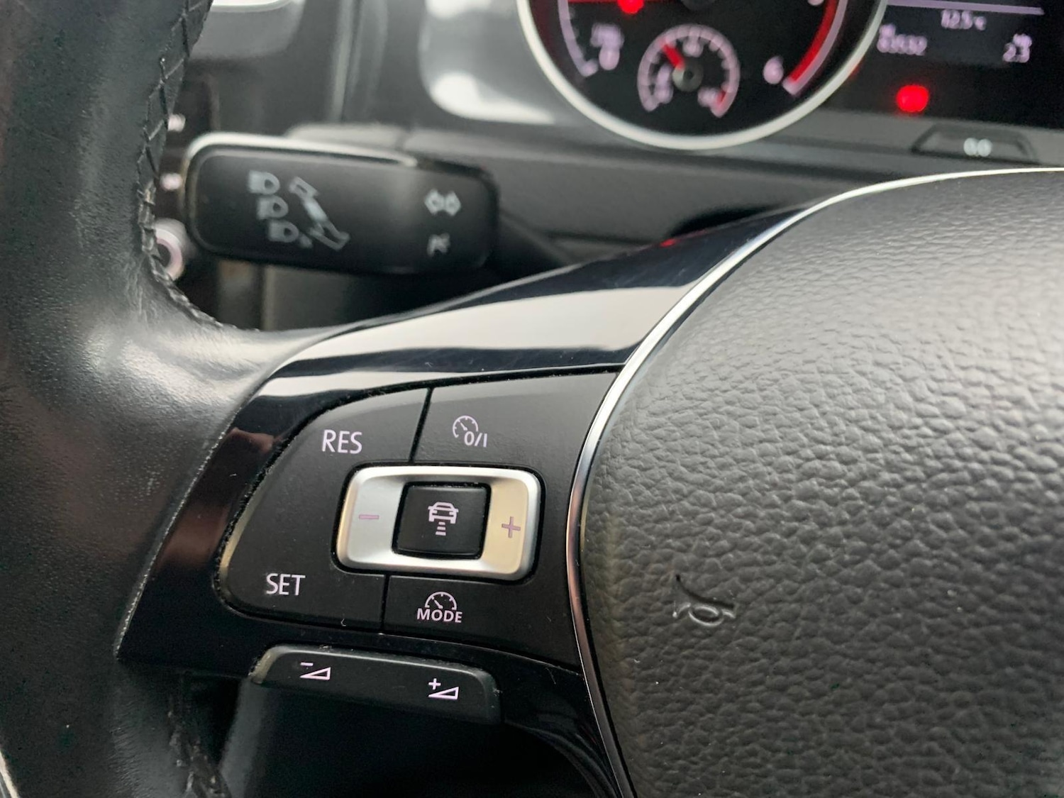 Used Volkswagen Golf 2017 for sale - 76561334: Photo 34