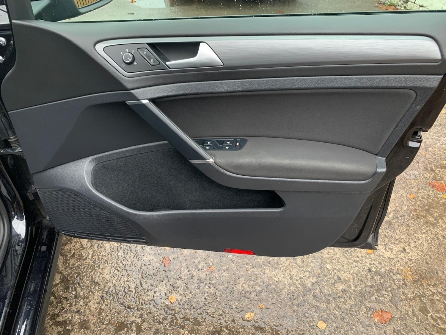 Used Volkswagen Golf 2017 for sale - 76561334: Photo 40