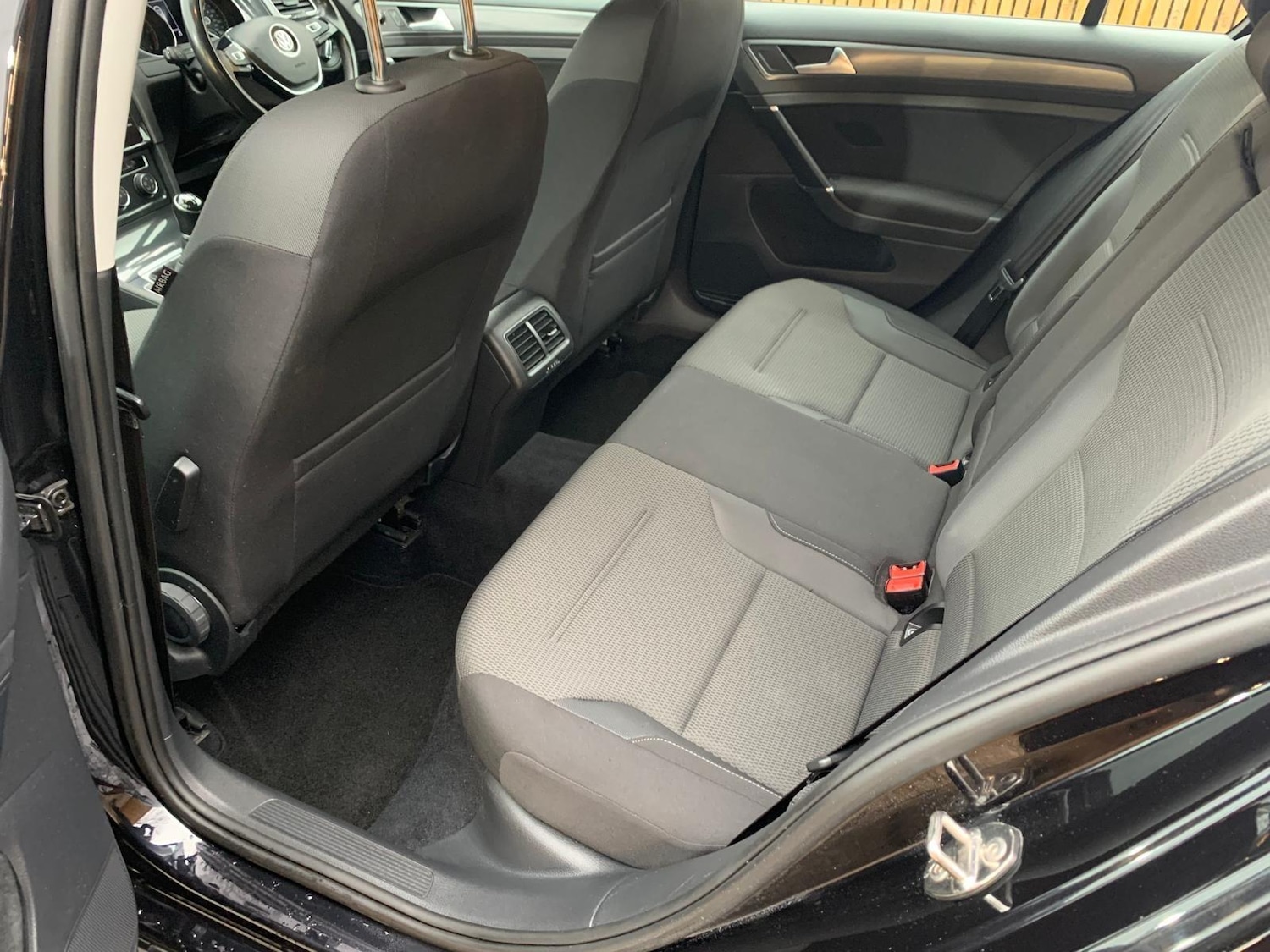 Used Volkswagen Golf 2017 for sale - 76561334: Photo 43