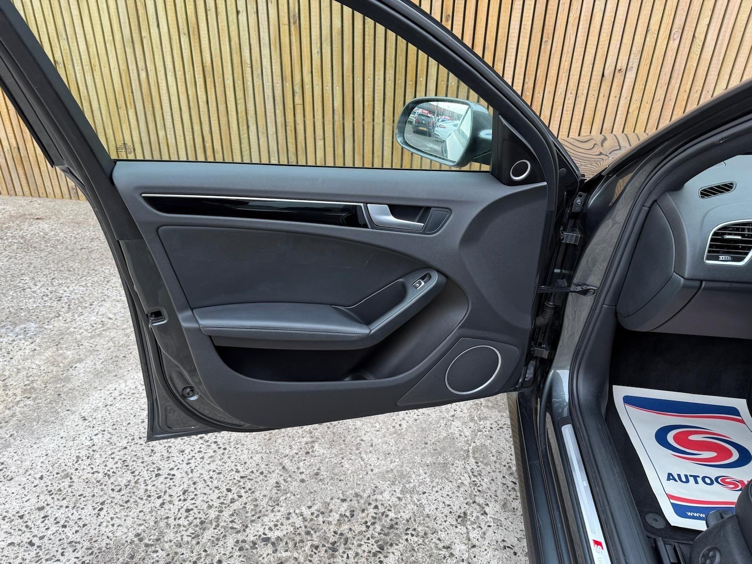 Used Audi A4 2013 for sale - 77109300: Photo 48