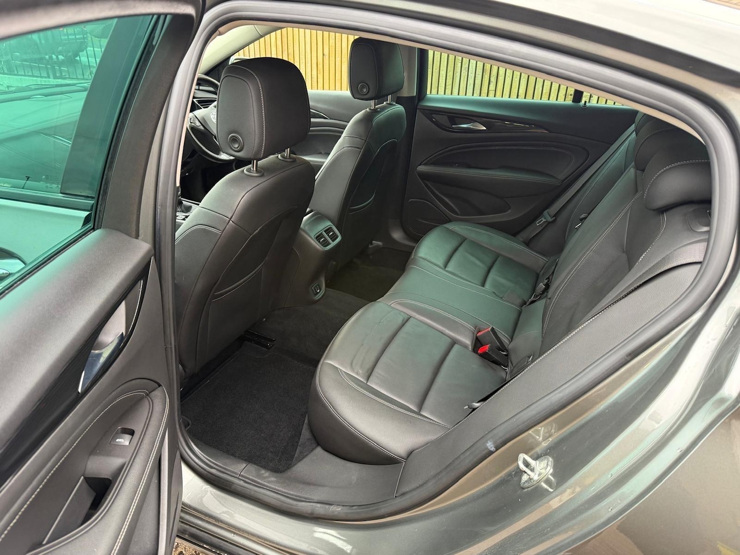 Used Vauxhall Insignia 2017 for sale - 77267084: Photo 11