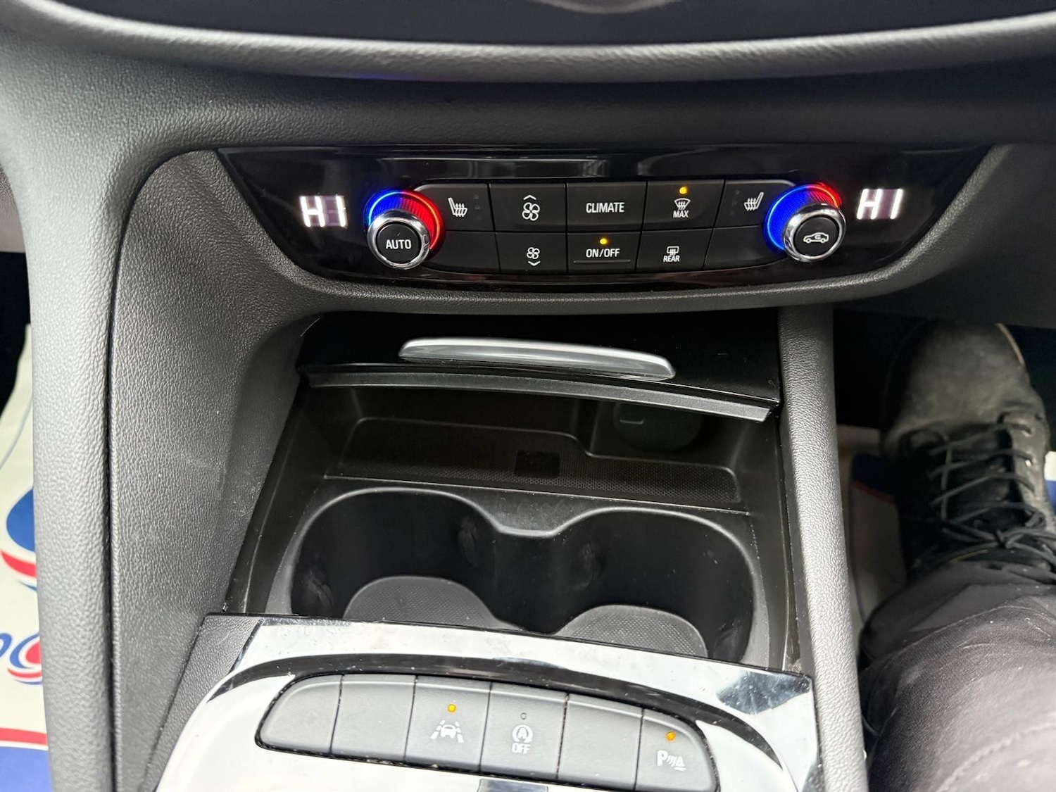 Used Vauxhall Insignia 2017 for sale - 77267084: Photo 14