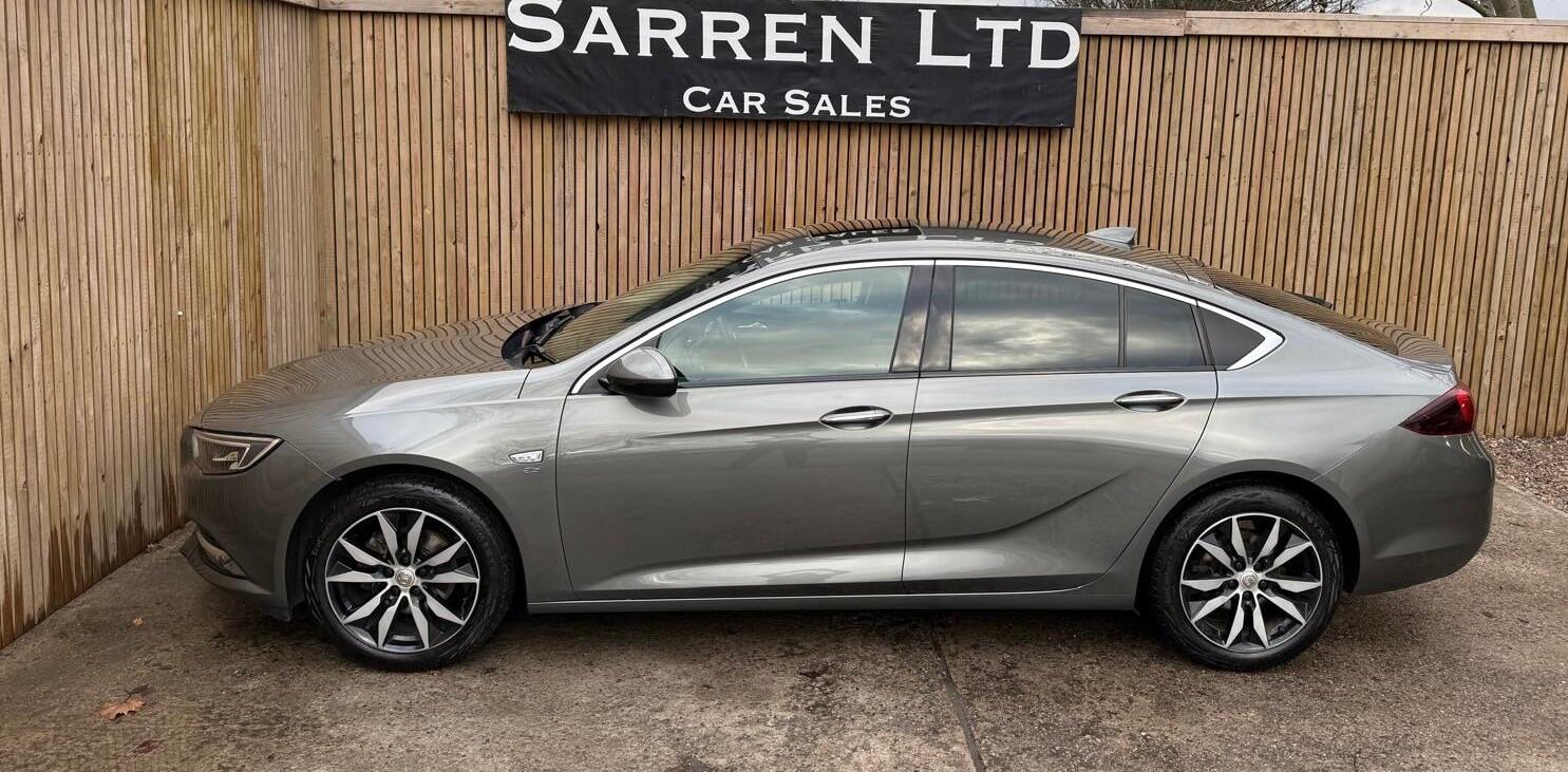 Used Vauxhall Insignia 2017 for sale - 77267084: Photo 4