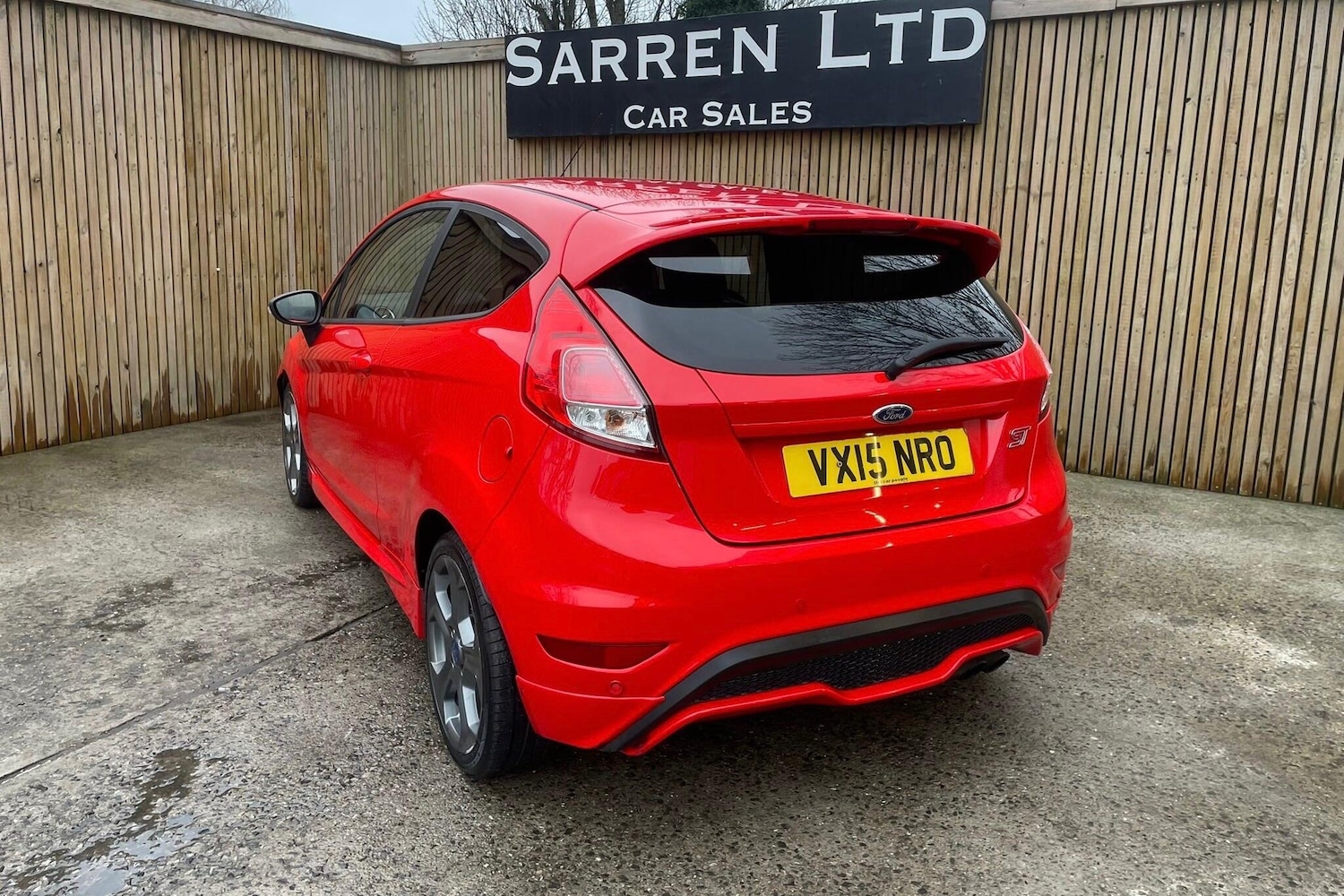 Used Ford Fiesta for sale - 77510960: Photo 2