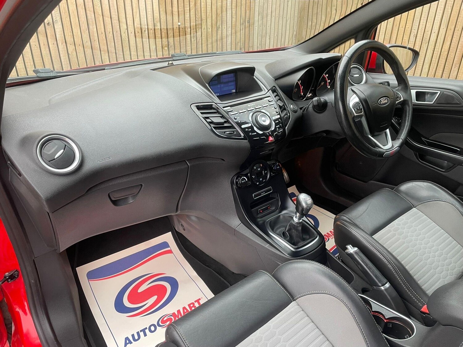 Used Ford Fiesta for sale - 77510960: Photo 32